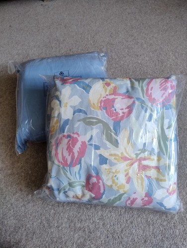 Laura ashley multicoloured - laura,
