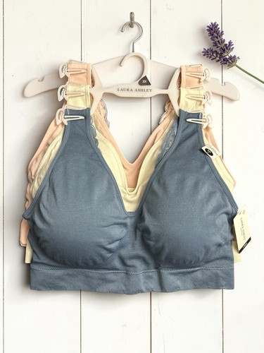 Laura ashley pull - laura,