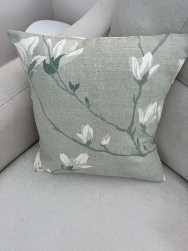 Laura ashley designer - laura,